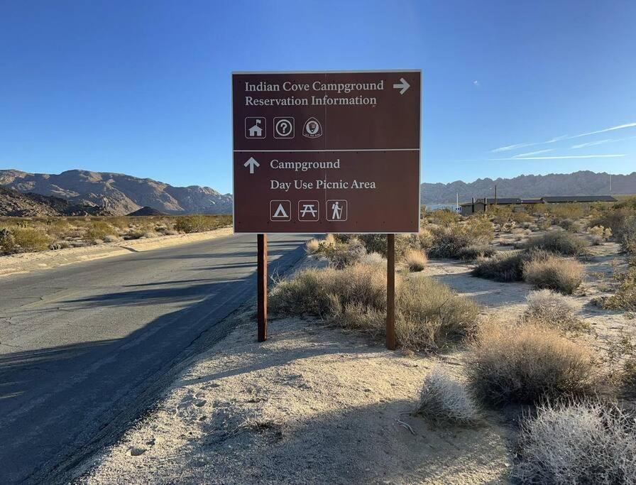 トウェンティナイン・パームズJoshua Tree National Park - Cozy Palms Getawayアパートメント エクステリア 写真