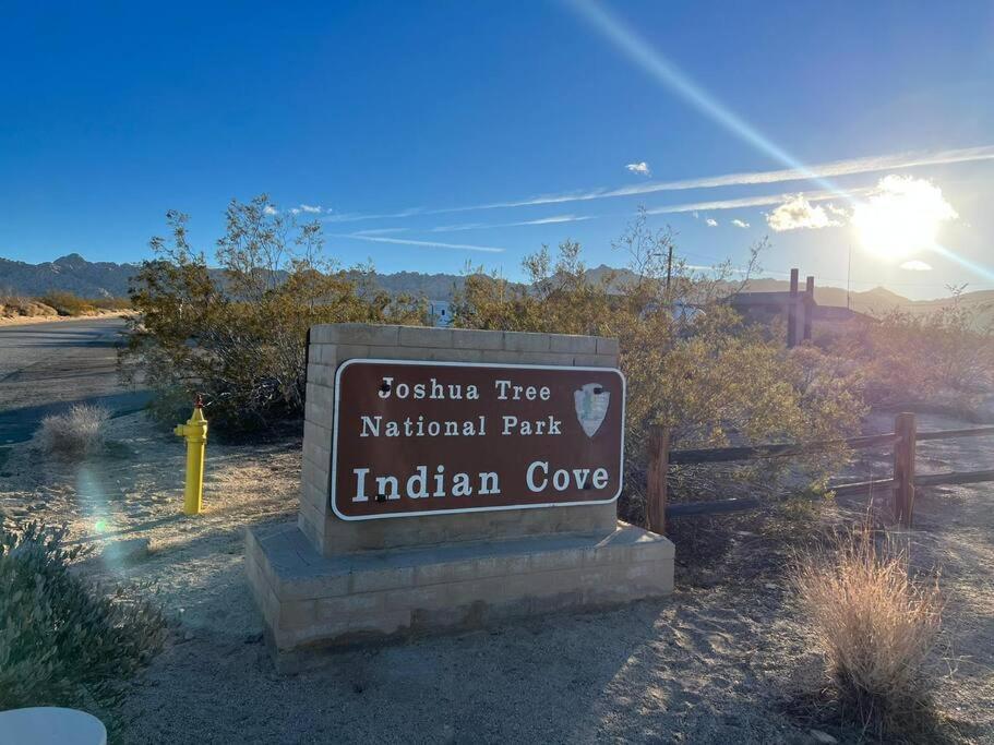 トウェンティナイン・パームズJoshua Tree National Park - Cozy Palms Getawayアパートメント エクステリア 写真