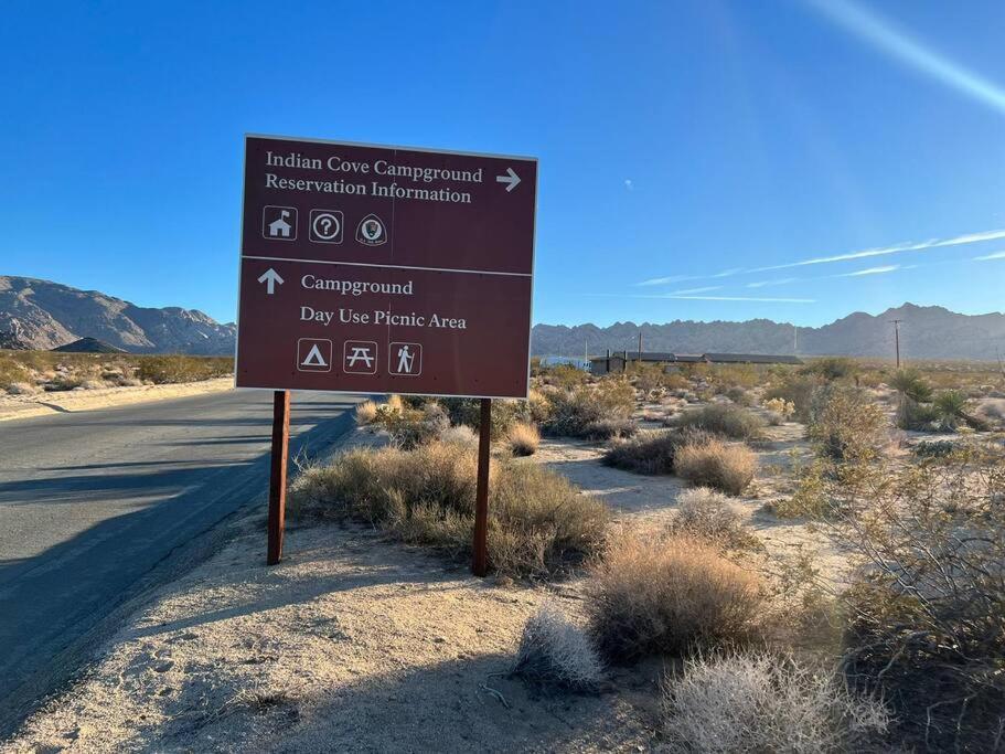 トウェンティナイン・パームズJoshua Tree National Park - Cozy Palms Getawayアパートメント エクステリア 写真