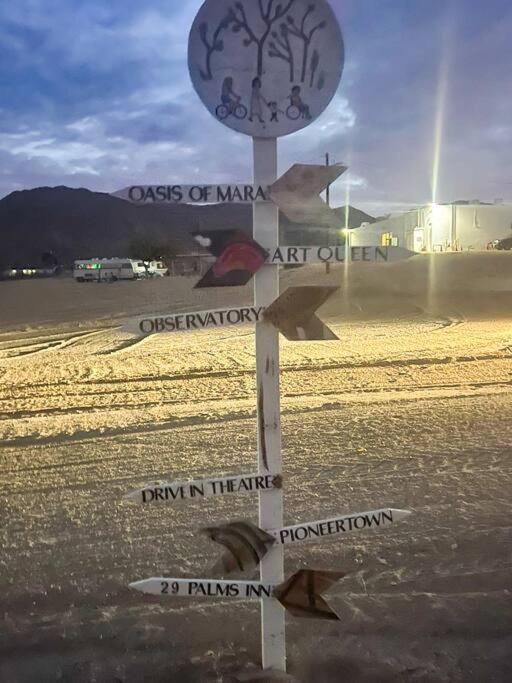 トウェンティナイン・パームズJoshua Tree National Park - Cozy Palms Getawayアパートメント エクステリア 写真